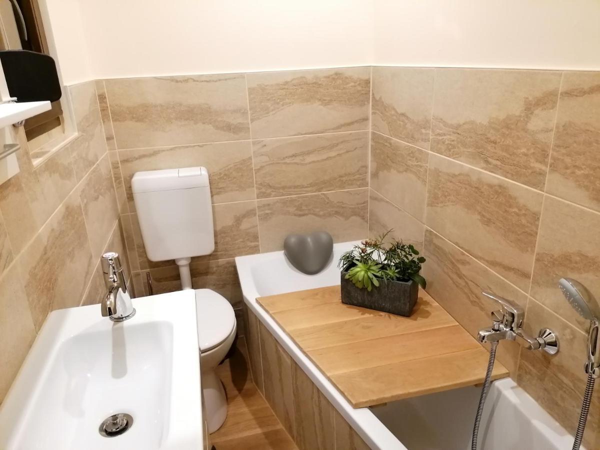 Apartment Gnubbel Am Wald 魏斯瓦塞尔 外观 照片
